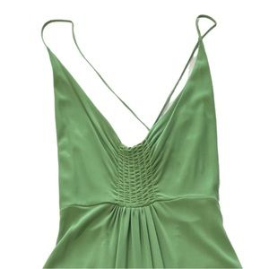 Spaghetti straps/ Open back green dress 💚